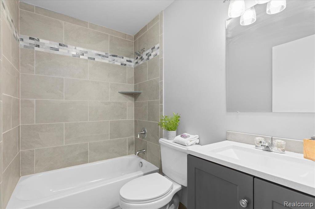 781 Scottwood Street, Pontiac, MI 48340 — Photo 11