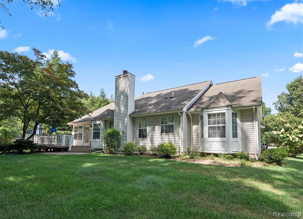 7260 Willow Oak Drive, West Bloomfield, MI 48324 — Photo 22