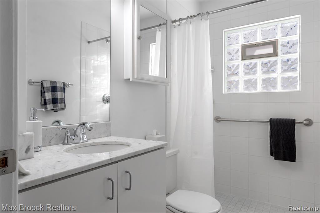 932 Humphrey, Birmingham, MI 48009 — Photo 23
