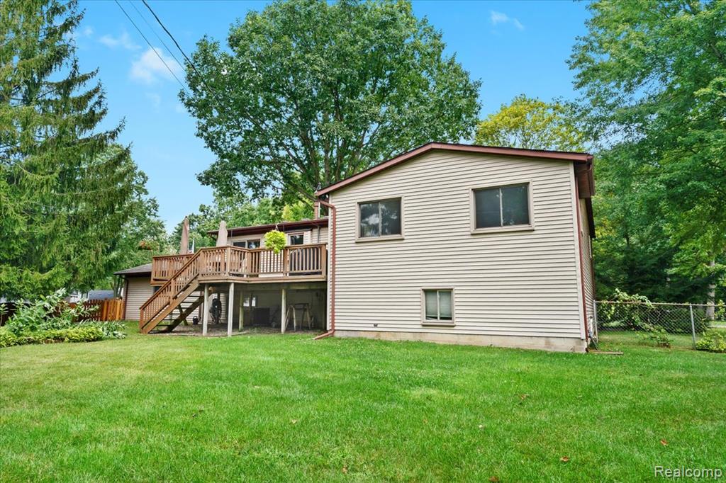 5375 Prentis Road, Waterford, MI 48327 — Photo 31