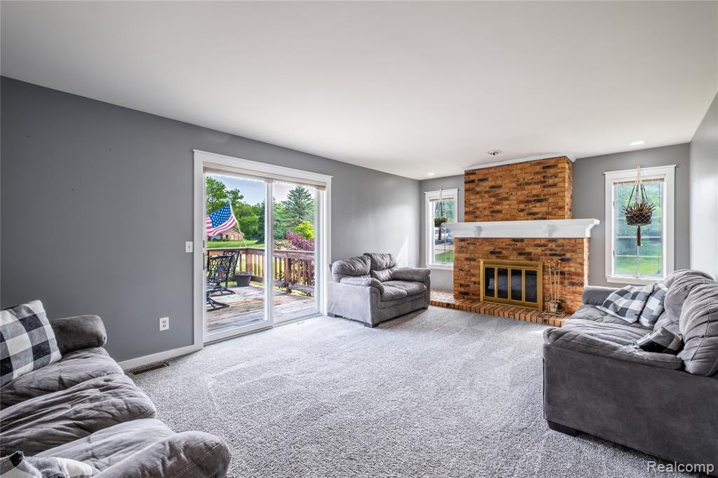 9359 Lochmoor Drive, Davison, MI 48423 — Photo 14