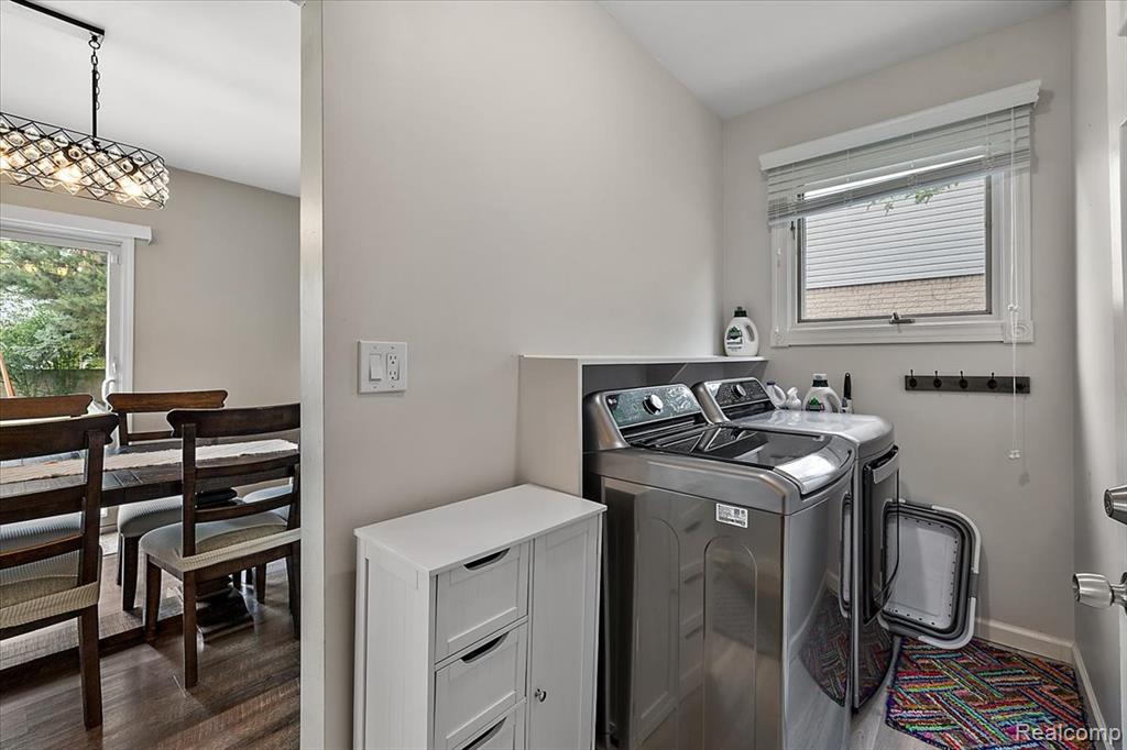 43456 Hartwick Drive, Sterling Heights, MI 48313 — Photo 21
