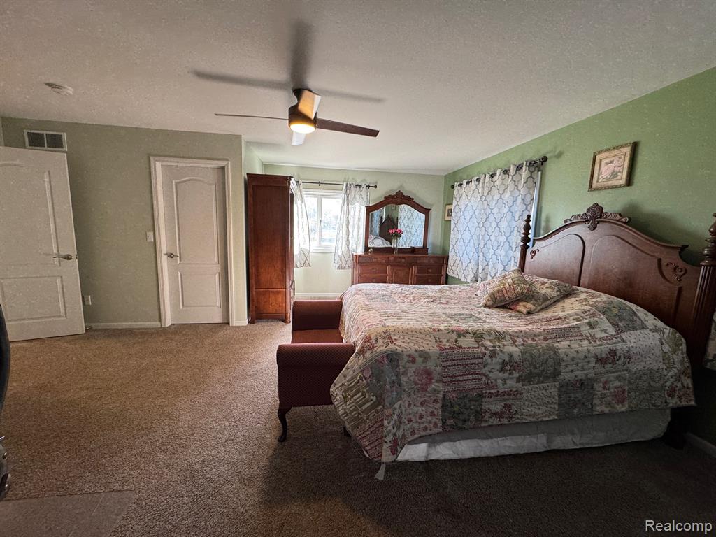 45955 Ecorse Road, Van Buren, MI 48111 — Photo 37