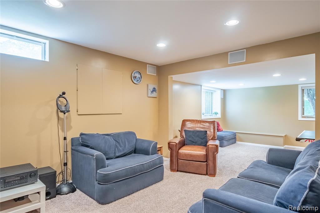 597 Cardigan Court, Saline, MI 48176 — Photo 43