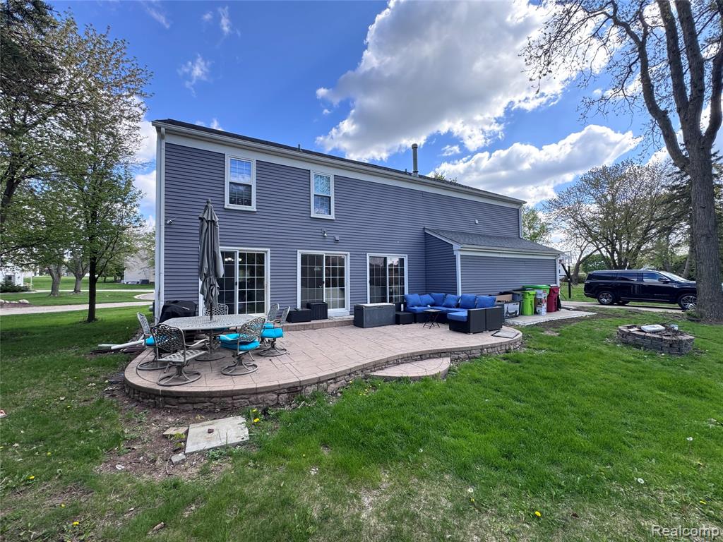 5203 Forestdale Court, West Bloomfield, MI — Photo 39
