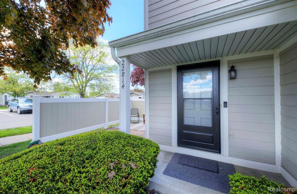 22814 Talford Street, Novi, MI — Photo 18