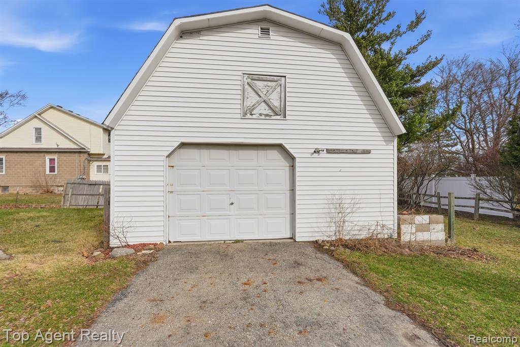 95 W Lapeer Street, Peck, MI 48466 — Photo 26