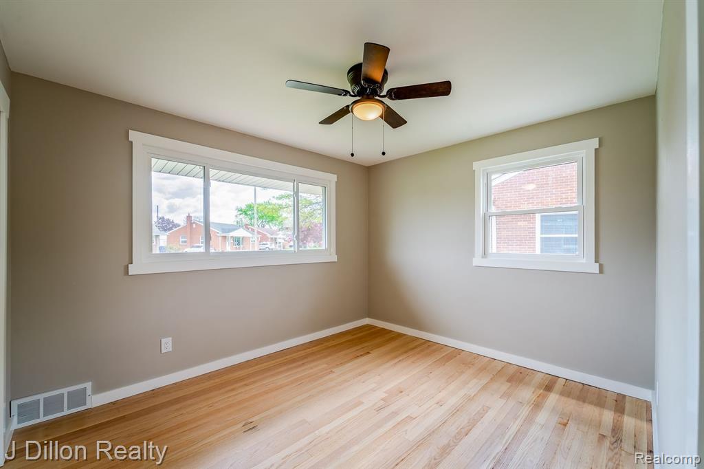 6639 SHARON Street, Garden City, MI — Photo 25