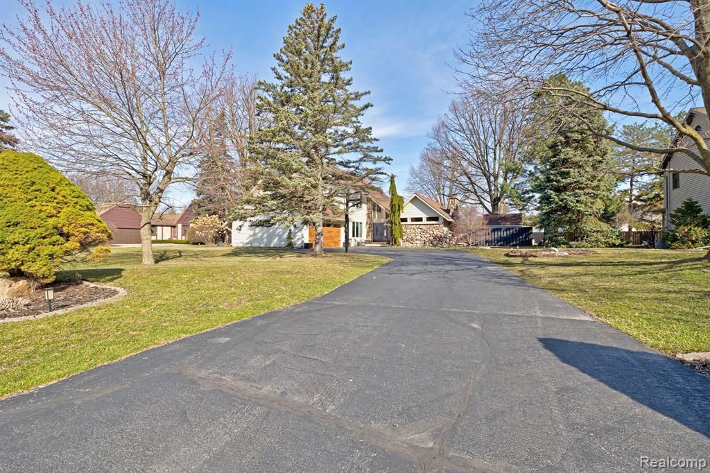 4704 CRUTCHFIELD Drive, Saginaw, MI 48638 — Photo 60