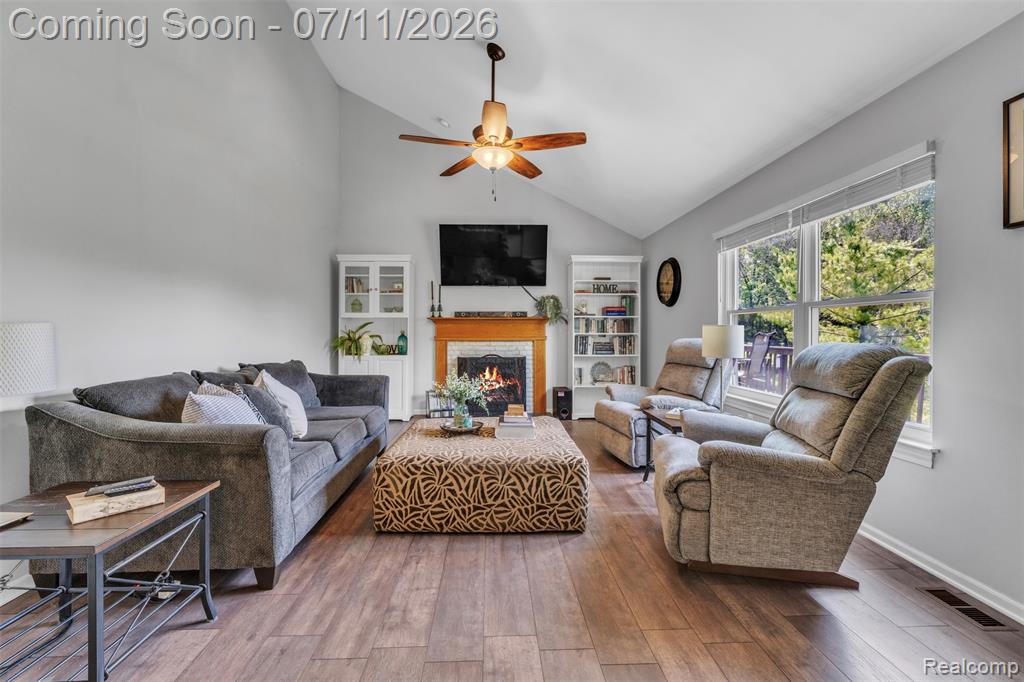 3955 Forest Edge Drive, Commerce Twp, MI 48382 — Photo 20