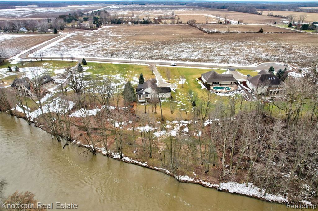 7578 Waters Edge Drive, Vassar, MI 48768 — Photo 2