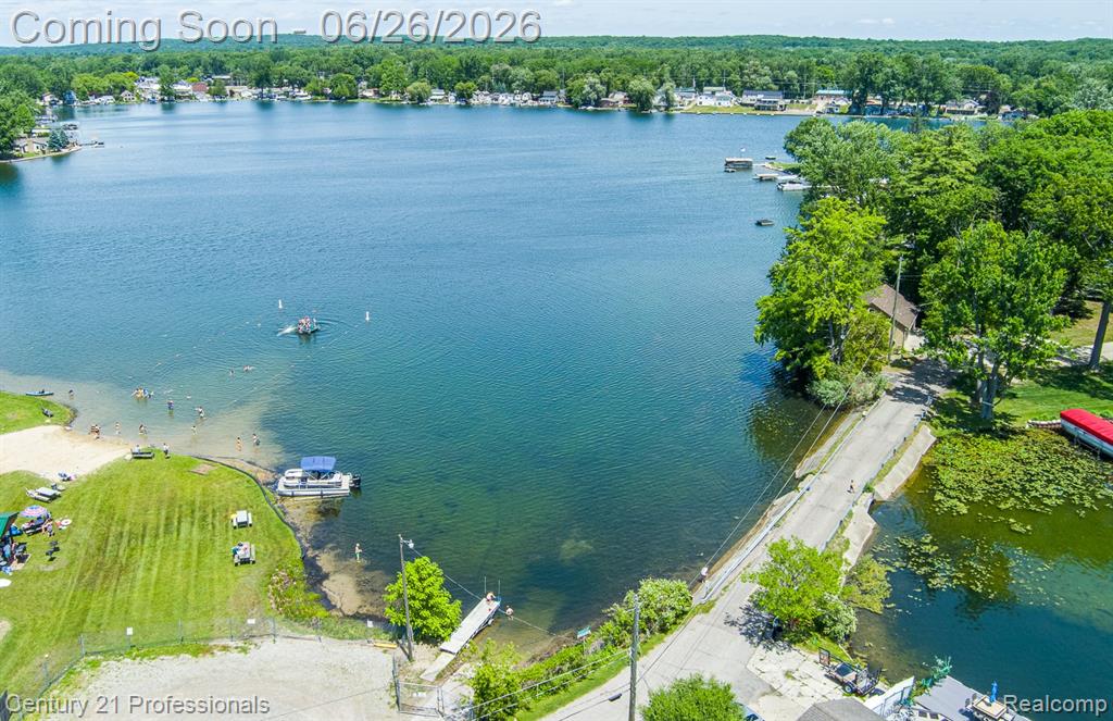 500 Neptune Drive, Ortonville, MI 48462 — Photo 67