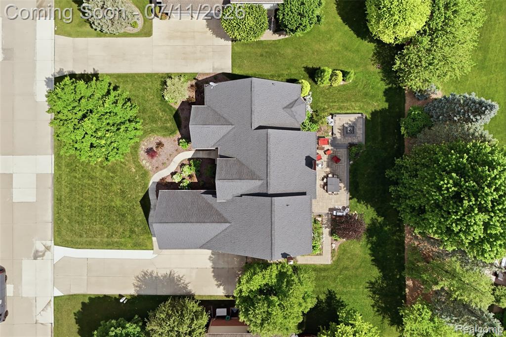 54856 Whitby Way, Shelby Twp, MI 48316 — Photo 57