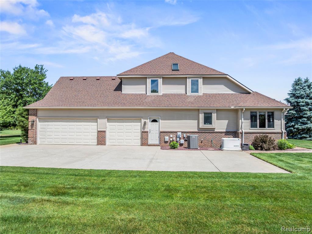 6541 E Ridge Court, Brighton, MI 48116 — Photo 5