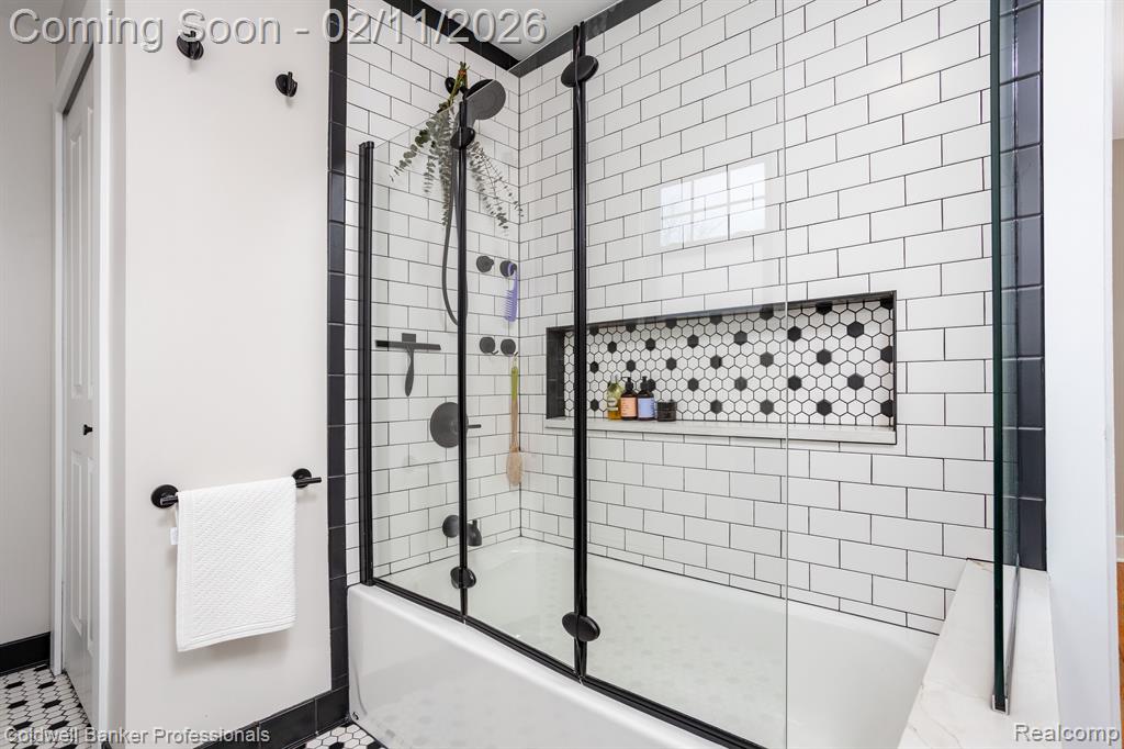 805 Forestdale Road, Royal Oak, MI 48067 — Photo 18