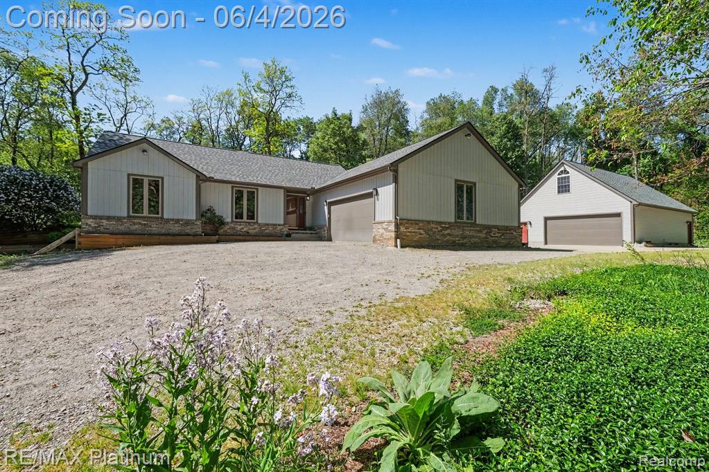 535 Wolfe Road, Ortonville, MI 48462 — Photo 7