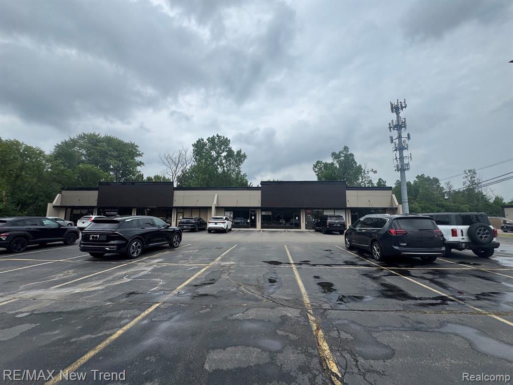 1883 E Wattles Road, Troy, MI 48085 — Photo 8