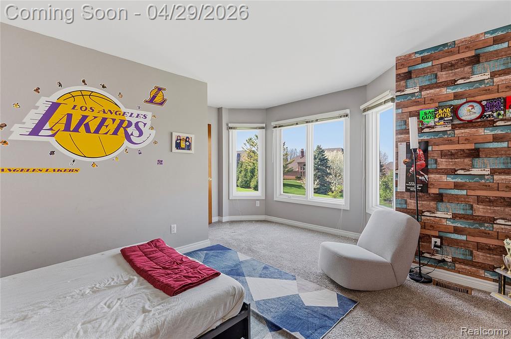 1920 Vinsetta Court, Rochester, MI 48306 — Photo 45