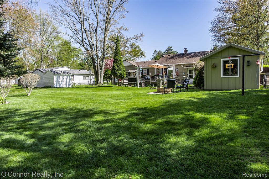 4234 Atkins Road, Port Huron, MI 48060 — Photo 31