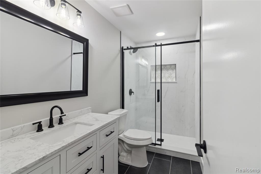 41683 Juniper Circle, Novi, MI 48377 — Photo 19