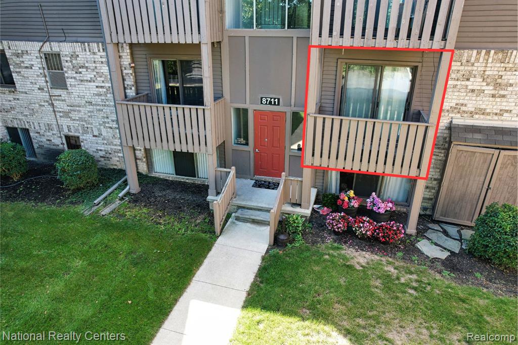 8711 Candlewood Trail, 5, Brighton, MI 48116 — front exterior