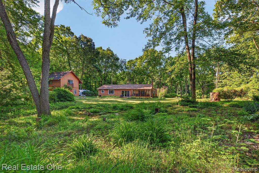 5466 Grange Hall Road, Holly, MI 48442 — Photo 15
