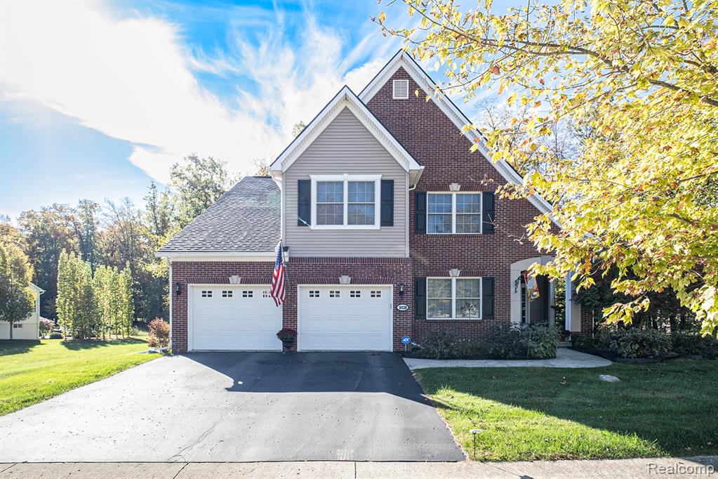 10229 Edgewood Drive, Grand Blanc, MI 48439 — front exterior