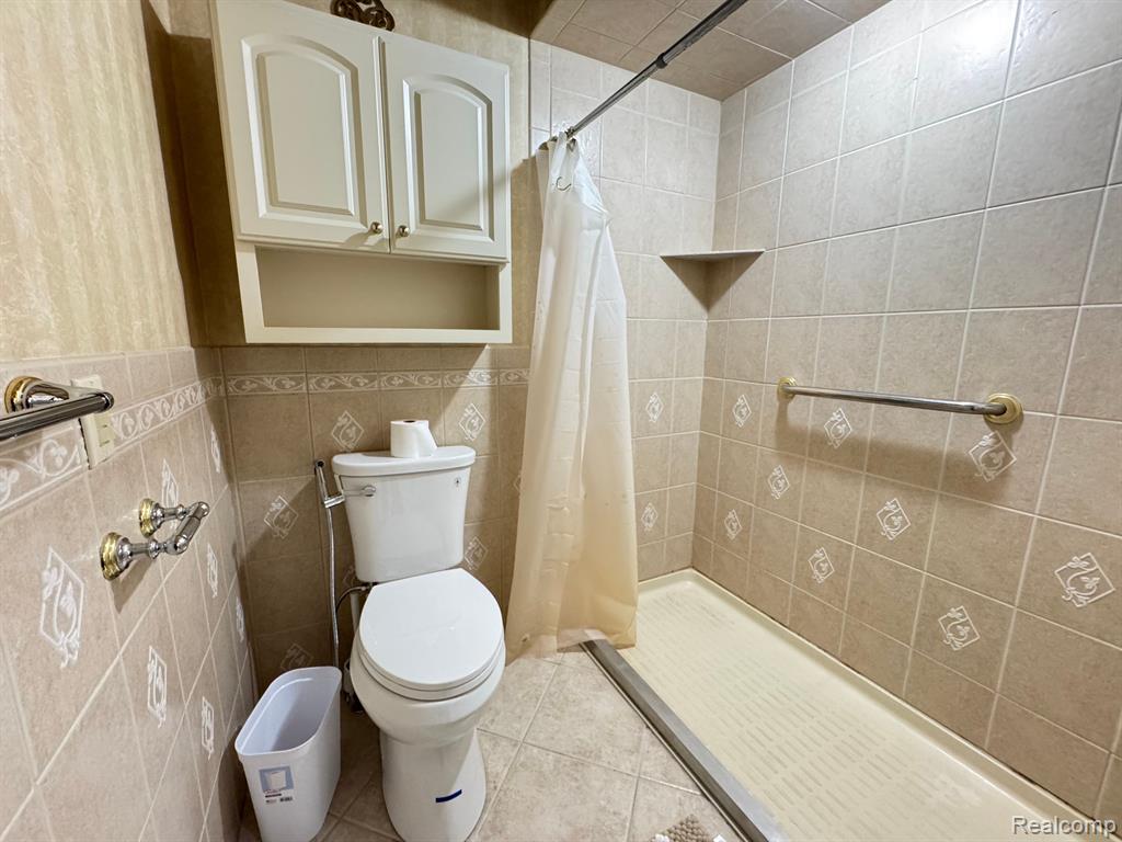 3 COLONY Lane, Dearborn, MI 48120 — Photo 21
