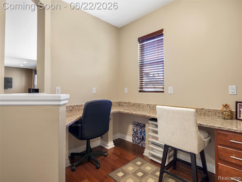 2130 Findley Circle, Lake Orion, MI — Photo 32