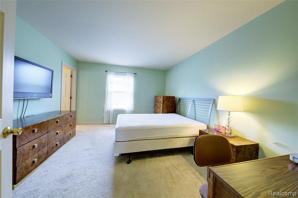 603 Concord Drive E, Canton, MI 48188 — Photo 28