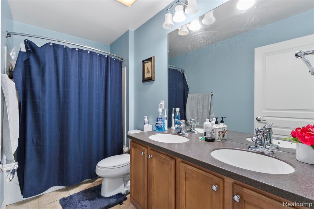 48938 Running Trout Lane, Northville, MI — Photo 25