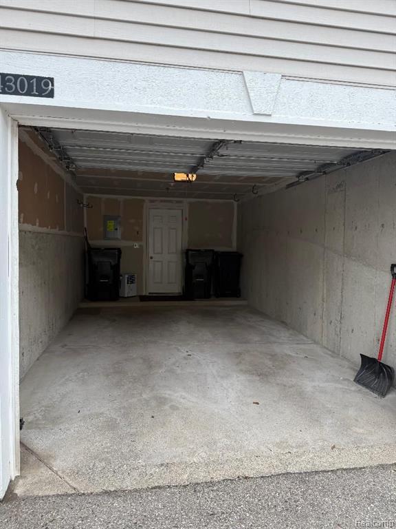 43019 STRAND Drive, 2, Sterling Heights, MI 48313 — Photo 23