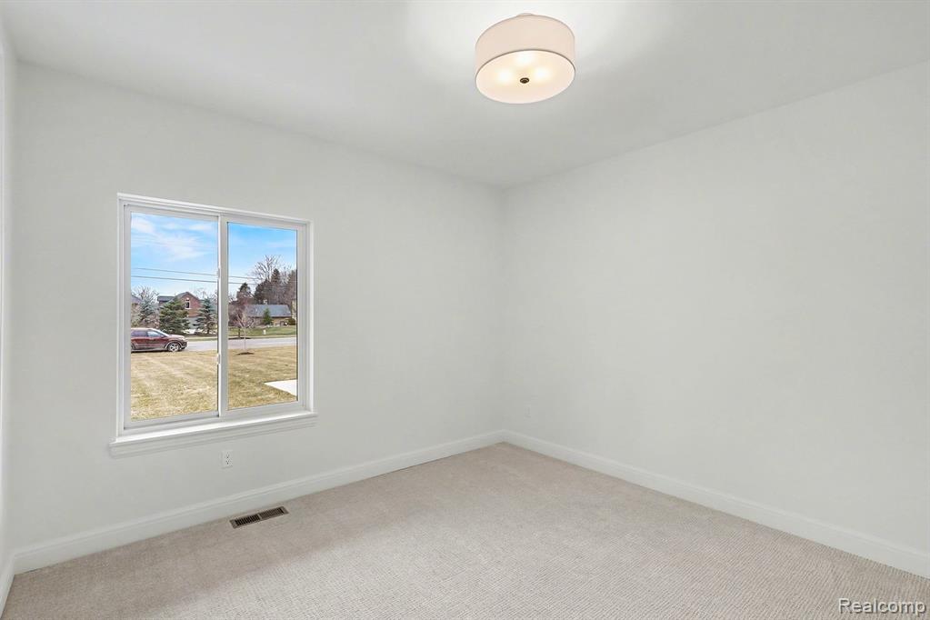 55420 Jewell Road, Shelby Twp, MI 48315 — Photo 30