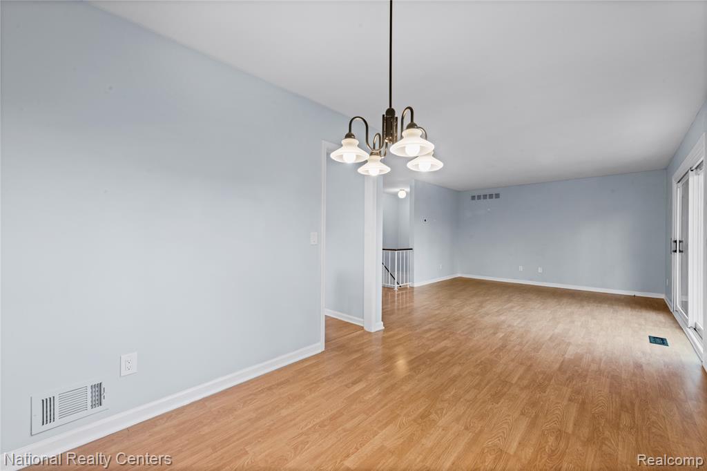 5501 Fox Chase Lane, Clarkston, MI — Photo 9