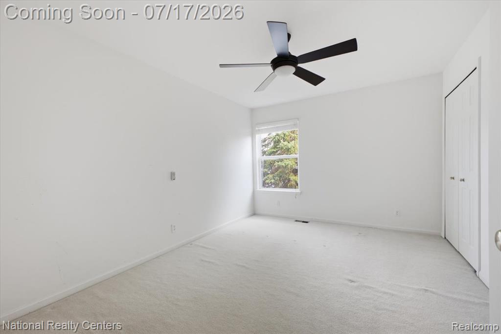 5741 Bingham Drive, Commerce Twp, MI 48382 — Photo 12