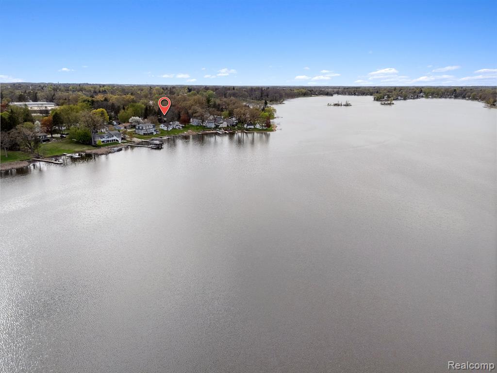 490 Chicago Drive, Howell, MI 48843 — Photo 29
