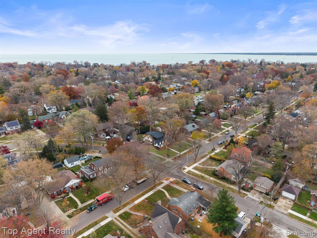 784 Barrington Road, Grosse Pointe Park, MI 48230 — Photo 52