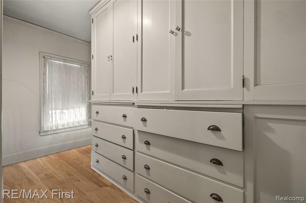 3065 Iroquois Street, Detroit, MI, 48214