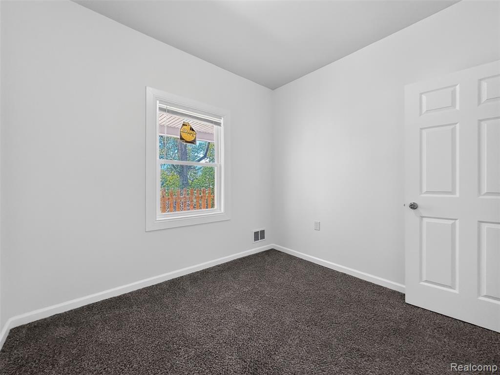 5345 Seebaldt Street, Detroit, MI 48204 — Photo 19