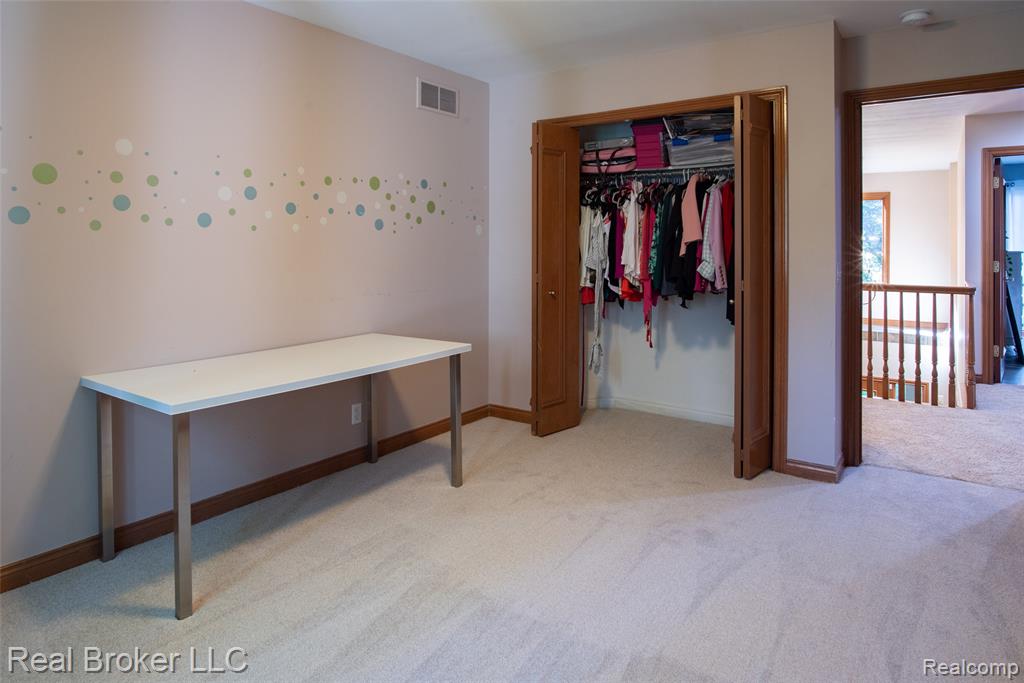816 Seager Street, Commerce Twp, MI 48390 — Photo 23