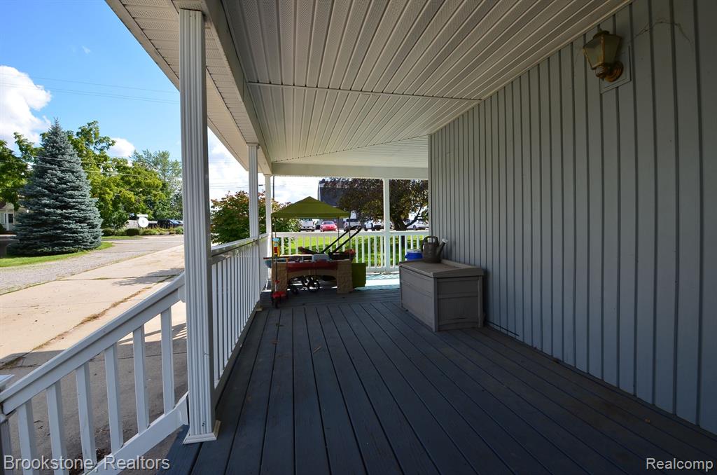 10083 HEGEL Road, Goodrich Vlg, MI — Photo 4