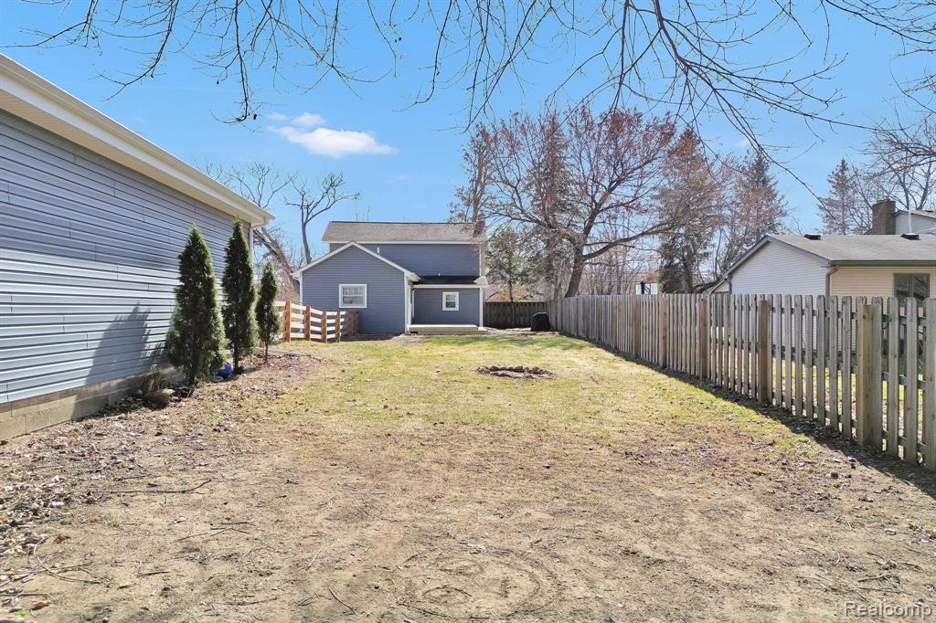 6440 CLARKSTON Road, Clarkston, MI — Photo 33