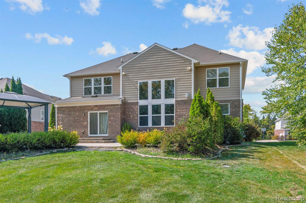 1526 Hickory Ridge Court, Canton, MI 48187 — Photo 35
