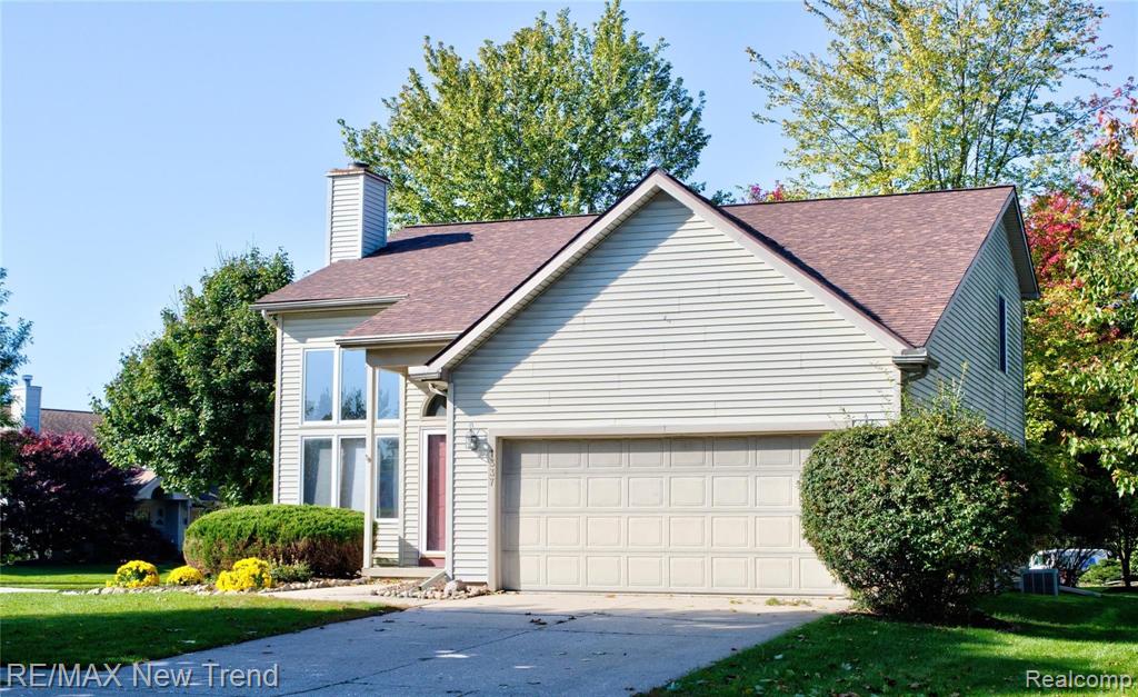 1337 MIDDLEWOOD Drive, Saline, MI 48176 — Photo 2