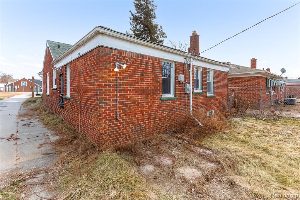 18867 Rogge Street, Detroit, MI 48234 — Photo 6
