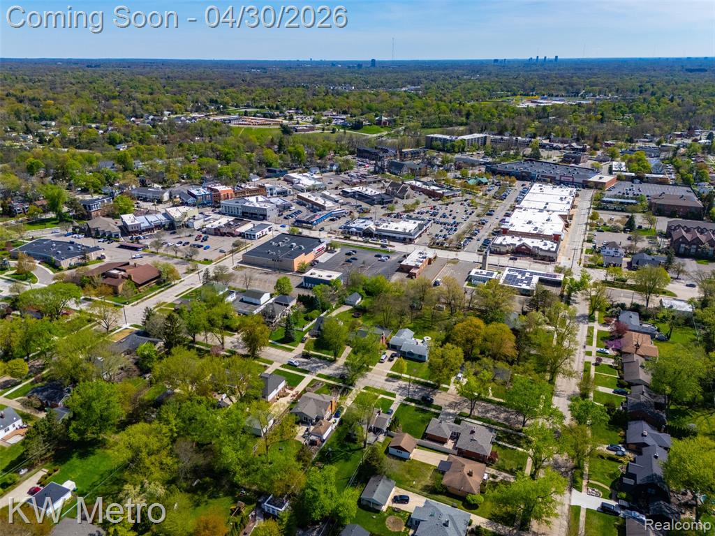 34180 Schulte Drive, Farmington, MI 48335 — Photo 33