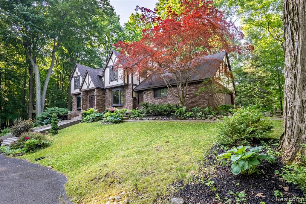55535 WOODY Lane, South Lyon, MI 48178 — Photo 30