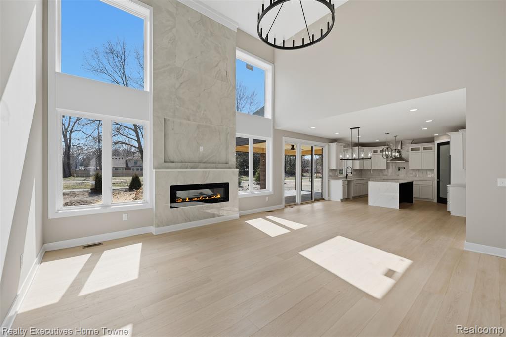 12020 Encore Court, Shelby Twp, MI 48315 — Photo 8