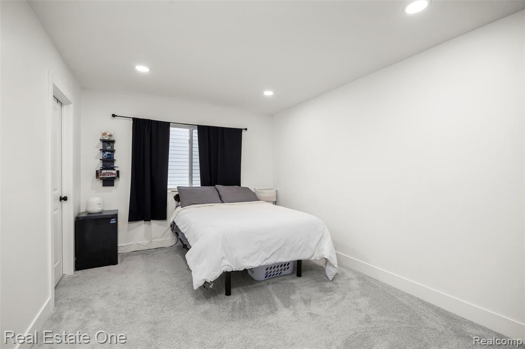 1705 E Meyers Avenue, Hazel Park, MI 48030 — Photo 19