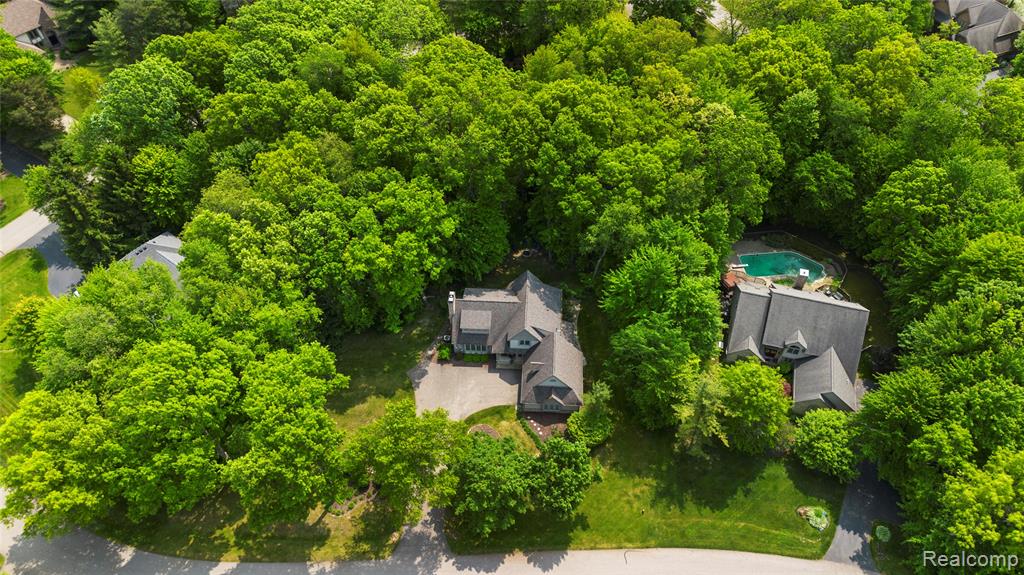 8268 Pine Lake Drive, Davisburg, MI 48350 — Photo 57